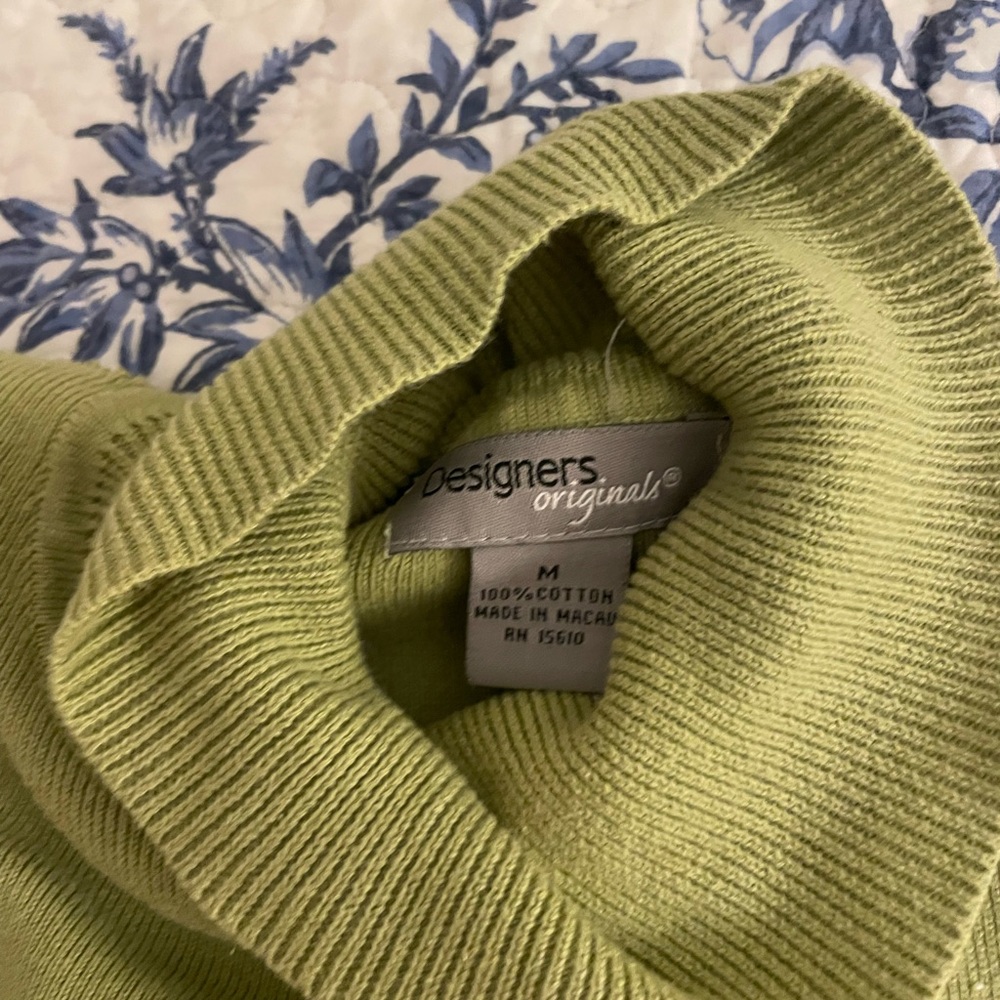 Sleeveless Olive Green Turtleneck